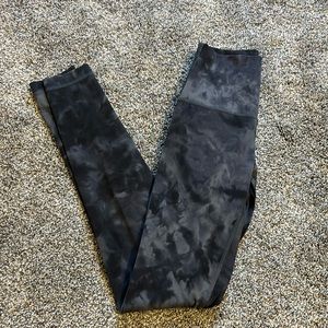 LULULEMON ALIGNS DIAMOND DYE SIZE 2
